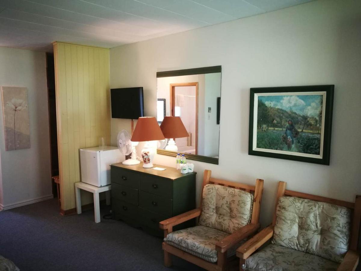 La Coudriere Hotel 2*